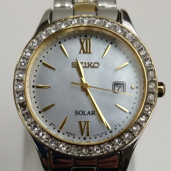 seiko v137 solar